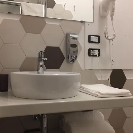 Ape Bed and breakfast 4*